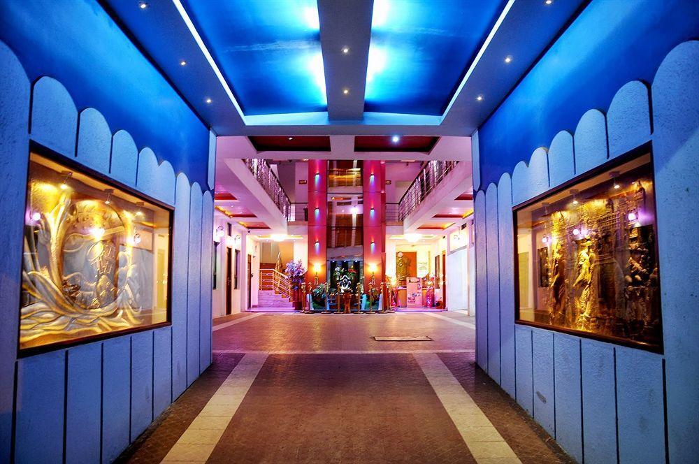 Hotel Kings Kastle Мисор Екстериор снимка